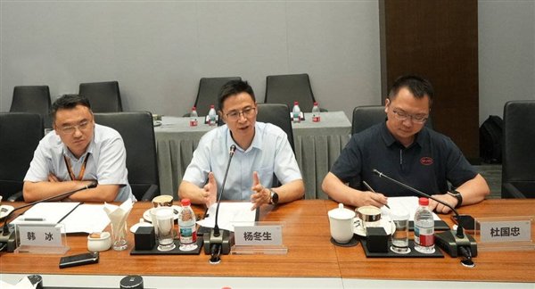 手机股票配资 比亚迪的资源不支持搞内部 ‘赛马’ 只能去跟外部竞赛
